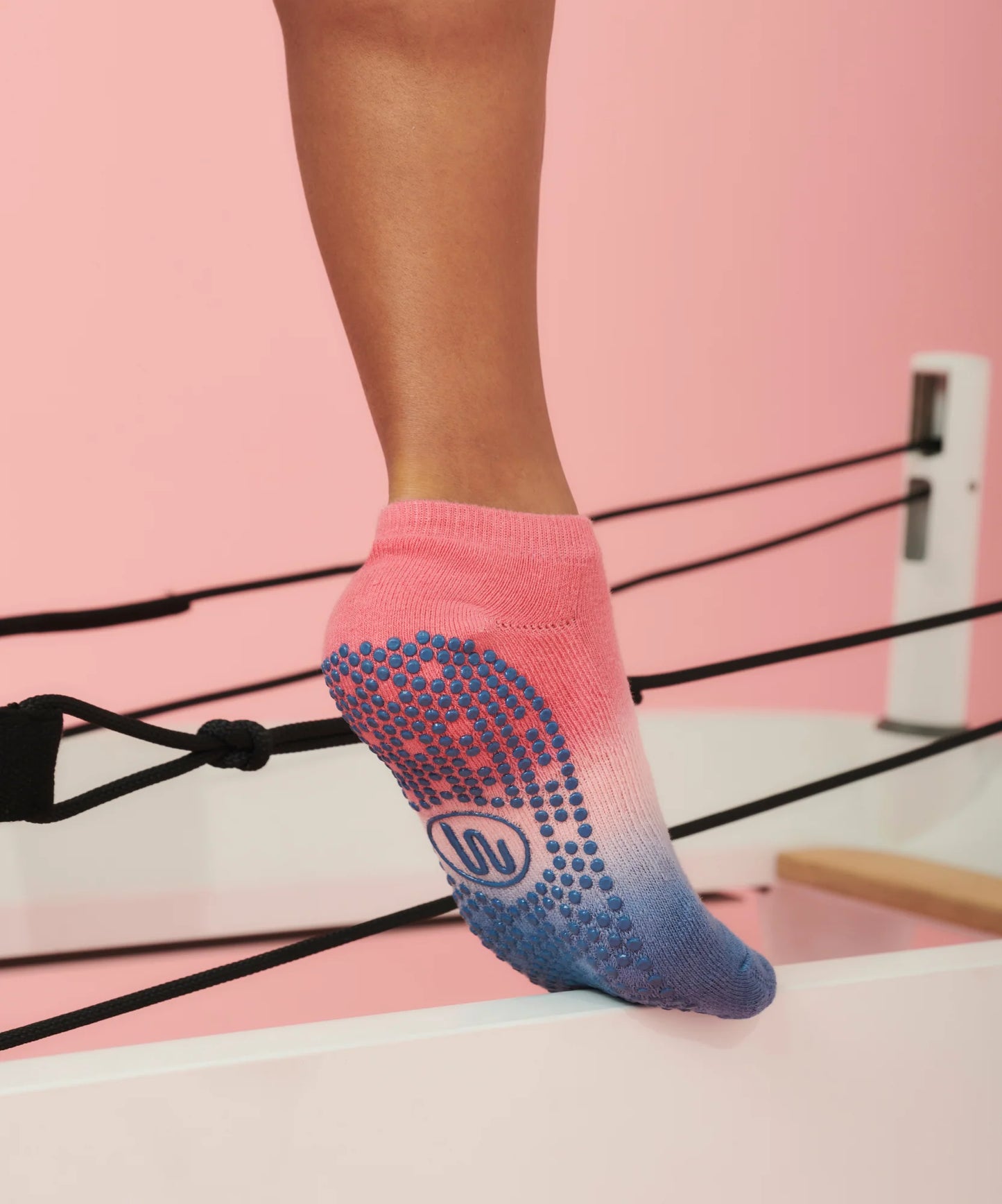 Classic Low Rise Grip Socks - Berry Sorbet Ombré